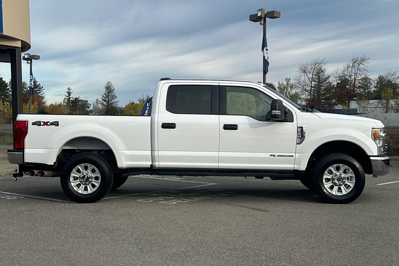 Used 2022 Ford F250 XLT image 3