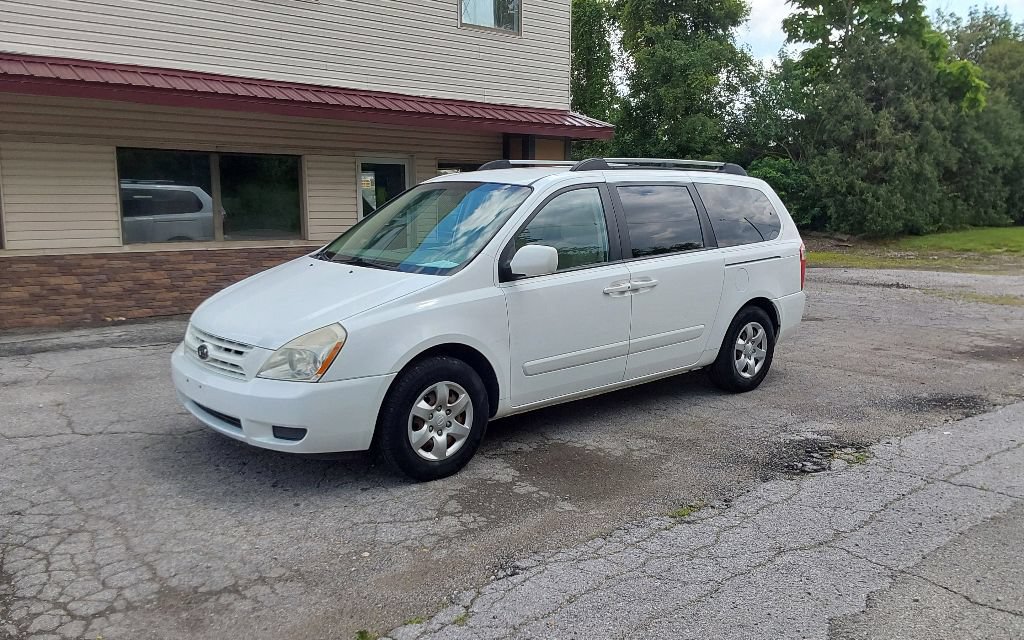 Used 2008 Kia Sedona LX FWD image 1