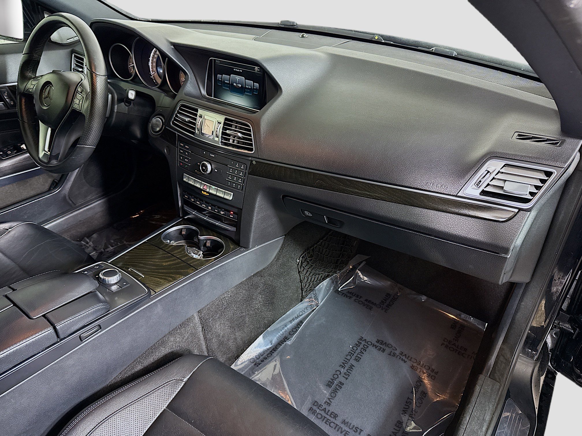 Used 2016 Mercedes-Benz E 400 Cabriolet image 28