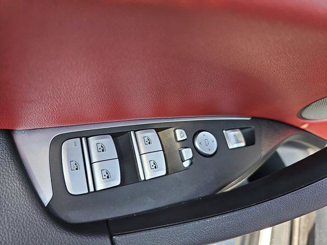 Used 2024 BMW X3 sDrive30i w/ Convenience Package image 28