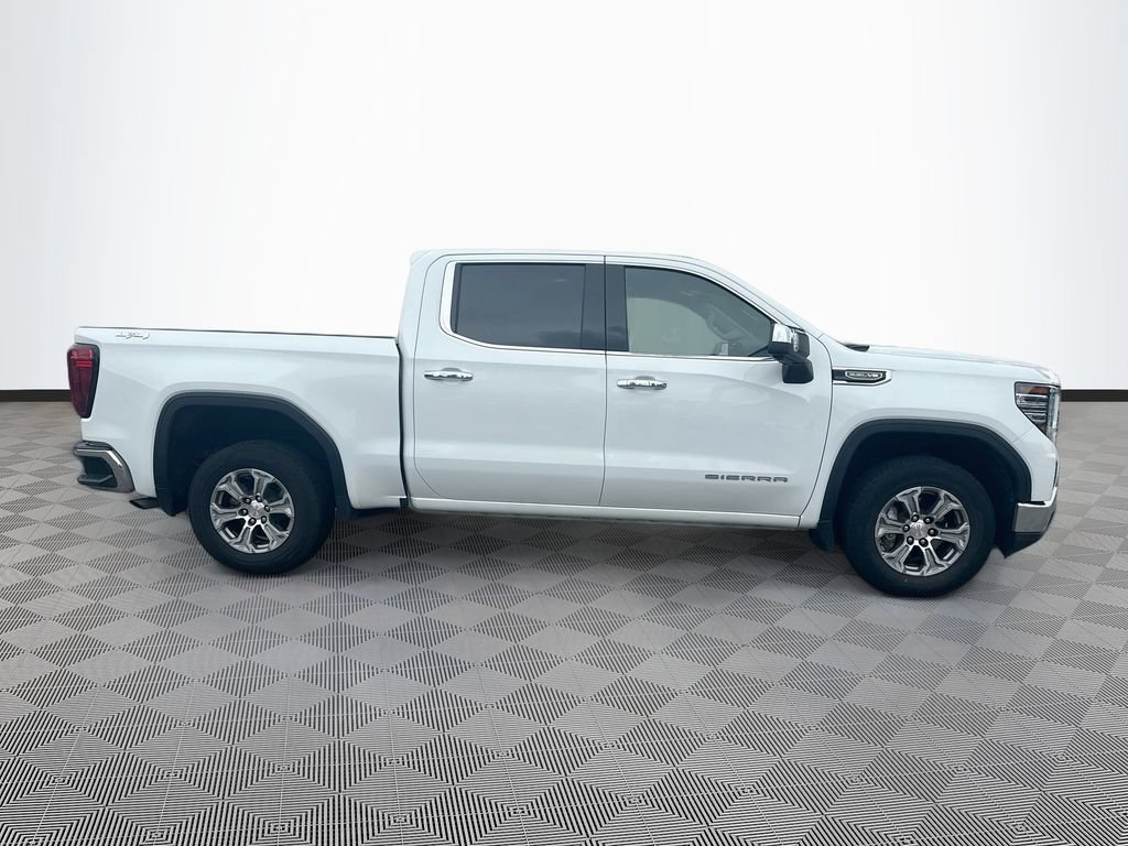 Used 2025 GMC Sierra 1500 SLT AWD/4WD image 5
