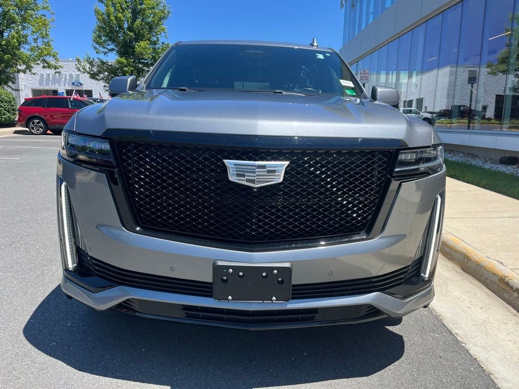 Used 2022 Cadillac Escalade Sport w/ Touring Package AWD/4WD image 2
