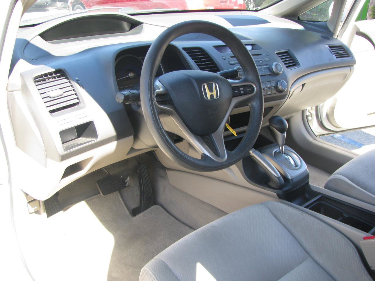 Used 2010 Honda Civic LX image 10