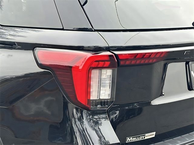 Used 2025 Ford Explorer ST-Line w/ ST-Line Street Pack image 6