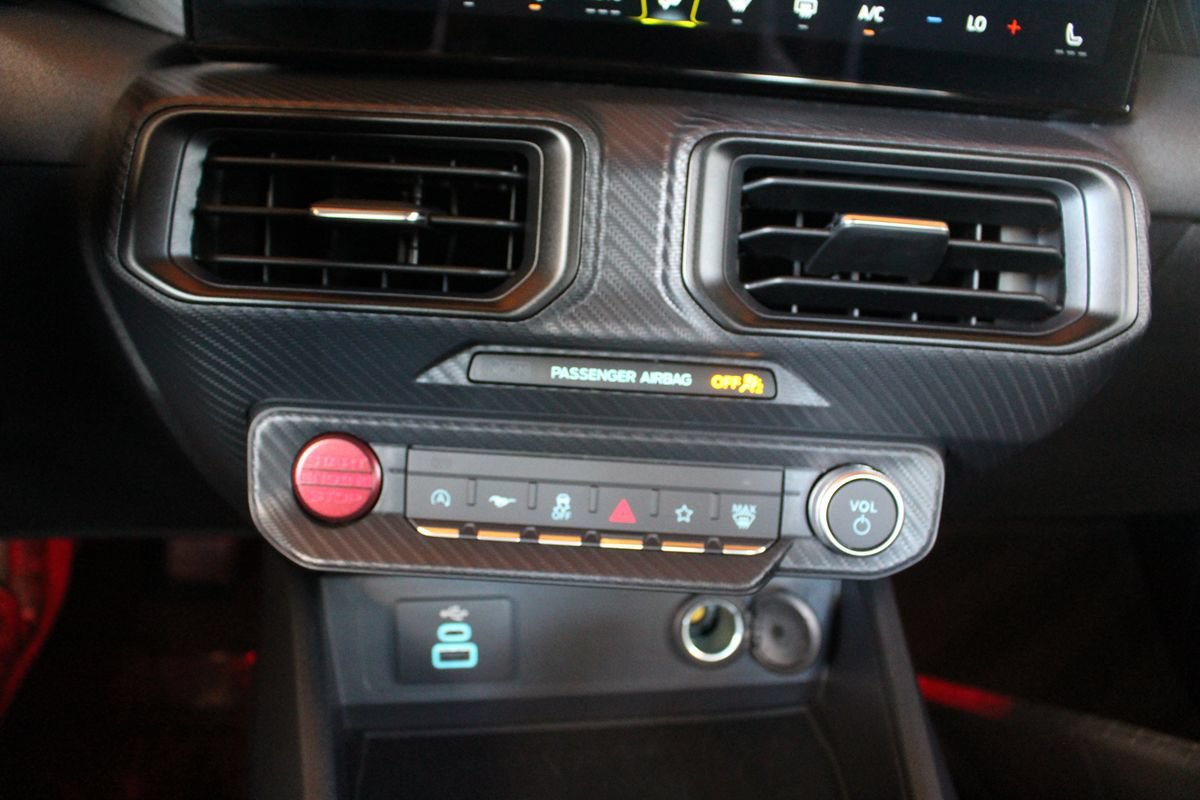 Used 2024 Ford Mustang GT RWD image 34
