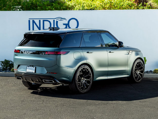 New 2025 Land Rover Range Rover Sport Dynamic SE AWD/4WD image 6
