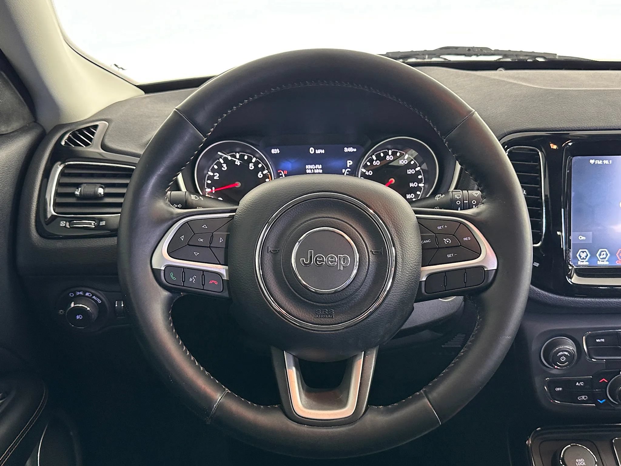 Used 2020 Jeep Compass Limited AWD/4WD image 12