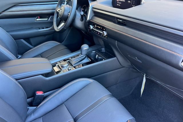 New 2026 MAZDA CX-50 AWD 2.5 Hybrid w/ Cargo Package image 18
