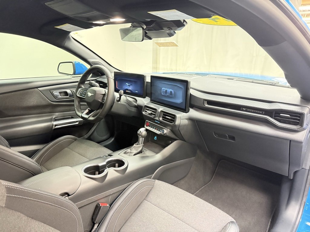 Used 2024 Ford Mustang Coupe image 15