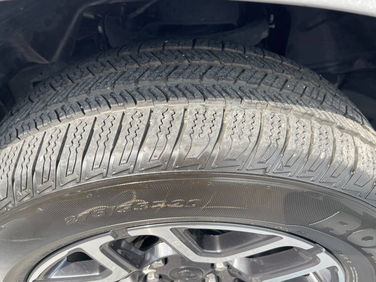 Used 2019 RAM 1500 Laramie image 12