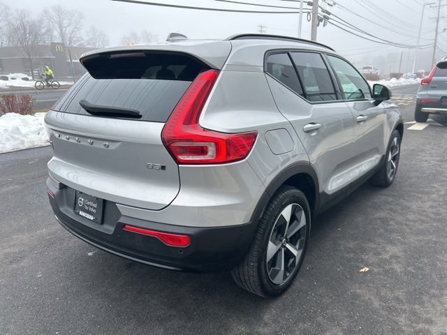 Certified 2025 Volvo XC40 B5 Plus AWD/4WD image 5