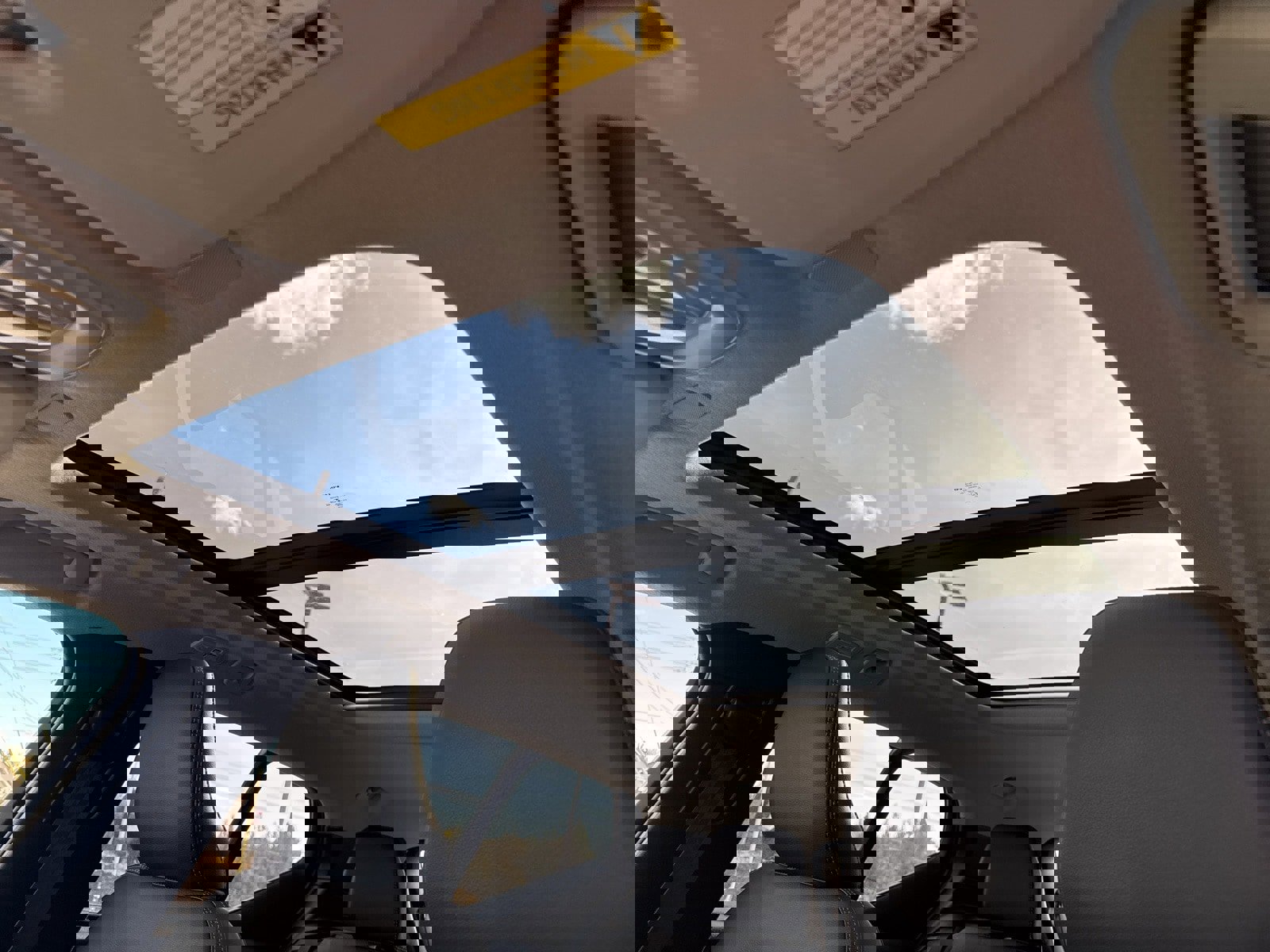 New 2026 Volvo XC40 B5 Ultra w/ Protection Package Premier image 27