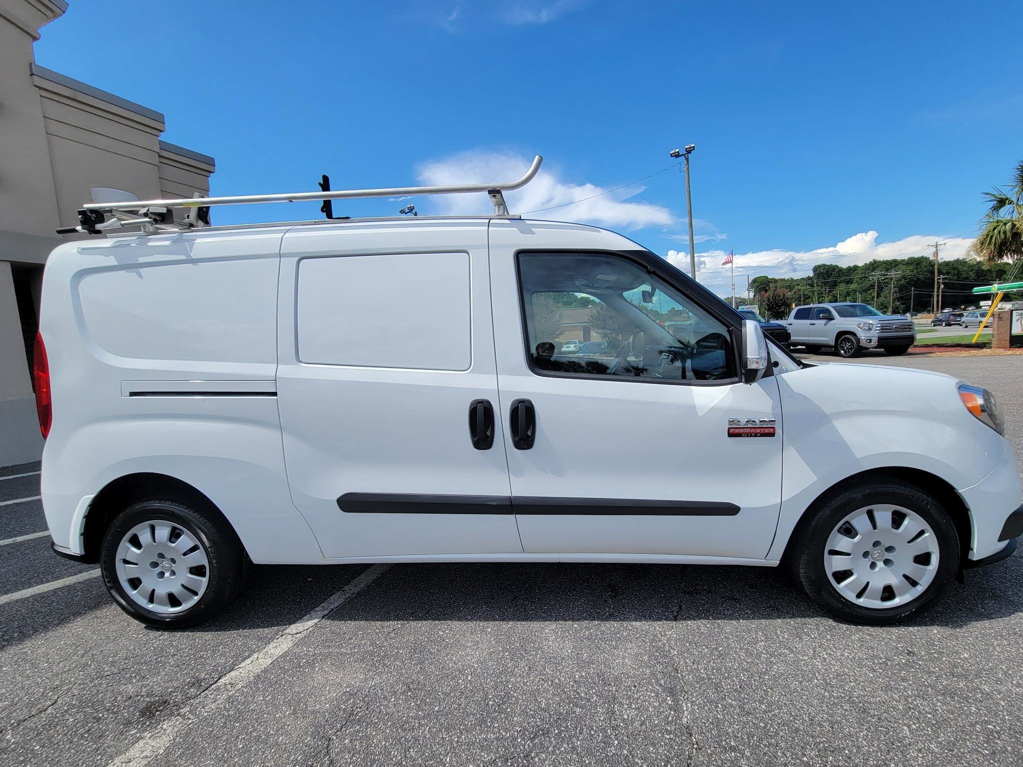Used 2019 RAM ProMaster City Tradesman SLT FWD image 11