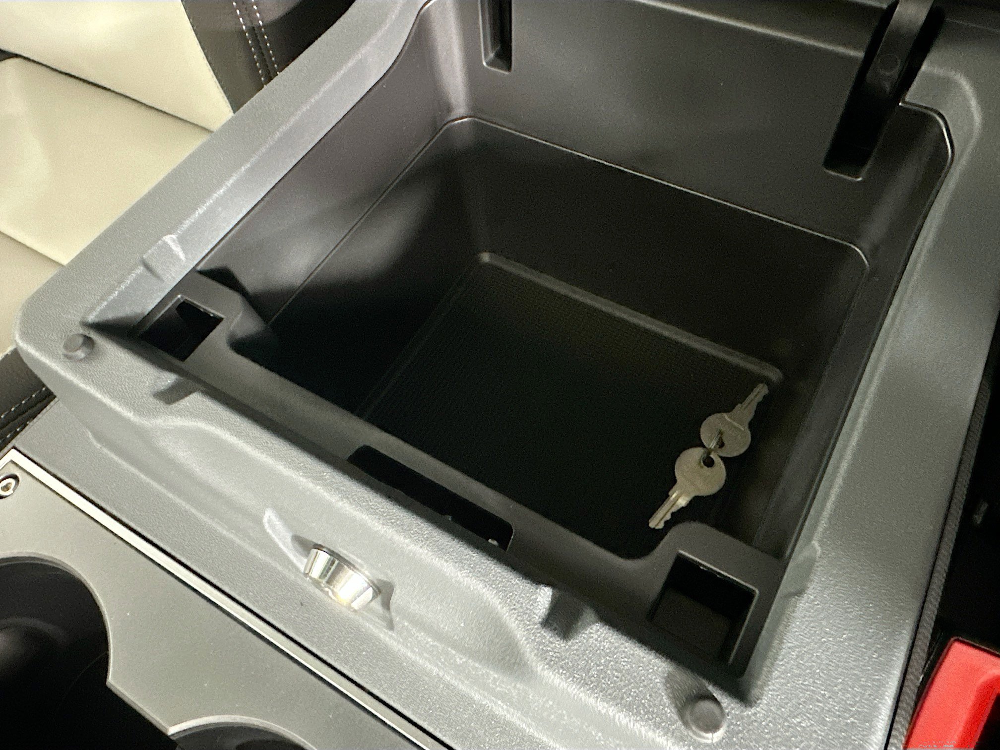 New 2025 INEOS Grenadier Fieldmaster Edition image 29