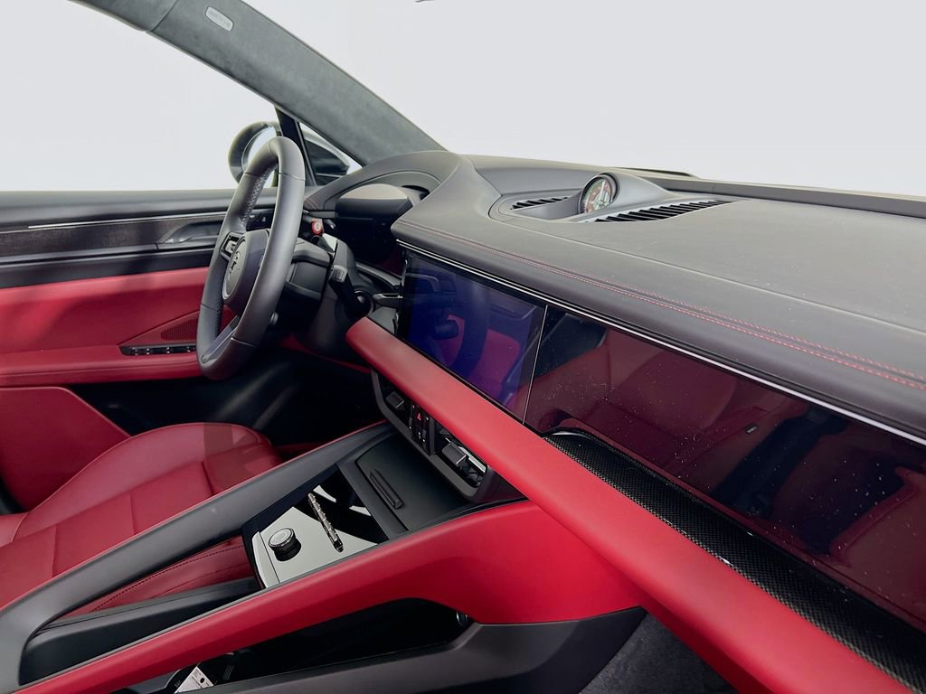 New 2026 Porsche Macan Turbo Electric image 31