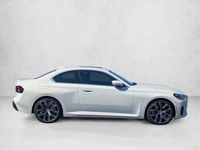 Used 2022 BMW 230i Coupe w/ Convenience Package RWD image 4