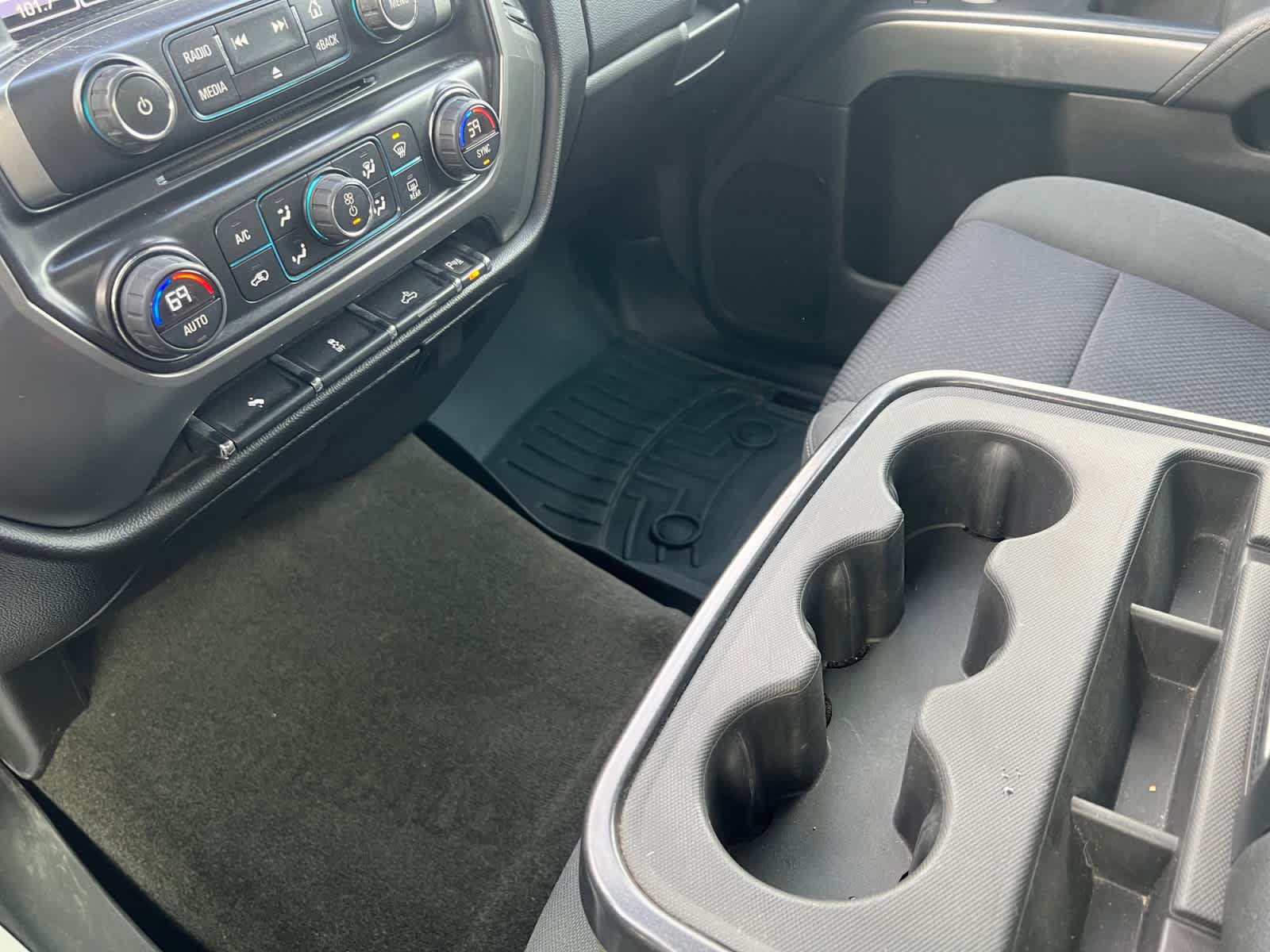 Used 2015 Chevrolet Silverado 1500 LT w/ All Star Edition AWD/4WD image 16