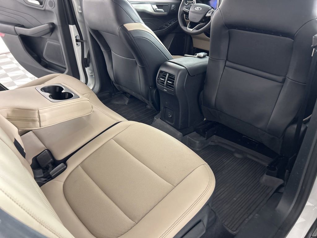 Used 2021 Ford Escape SEL w/ Technology Package AWD/4WD image 33