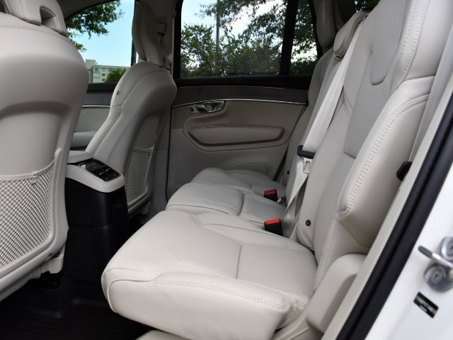 New 2026 Volvo XC90 T8 Ultra image 17