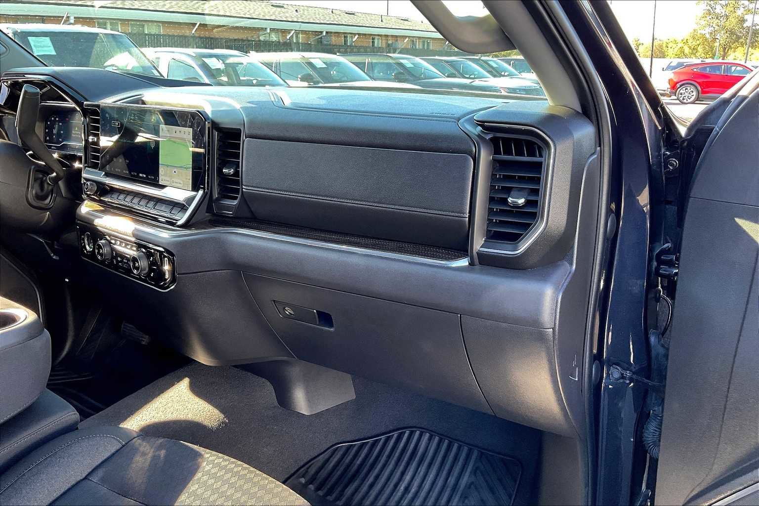 Used 2023 Chevrolet Silverado 1500 RST image 19