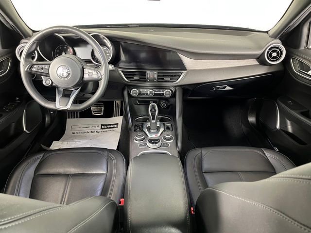 Used 2022 Alfa Romeo Giulia Ti w/ Active Assist Plus Package AWD/4WD image 39