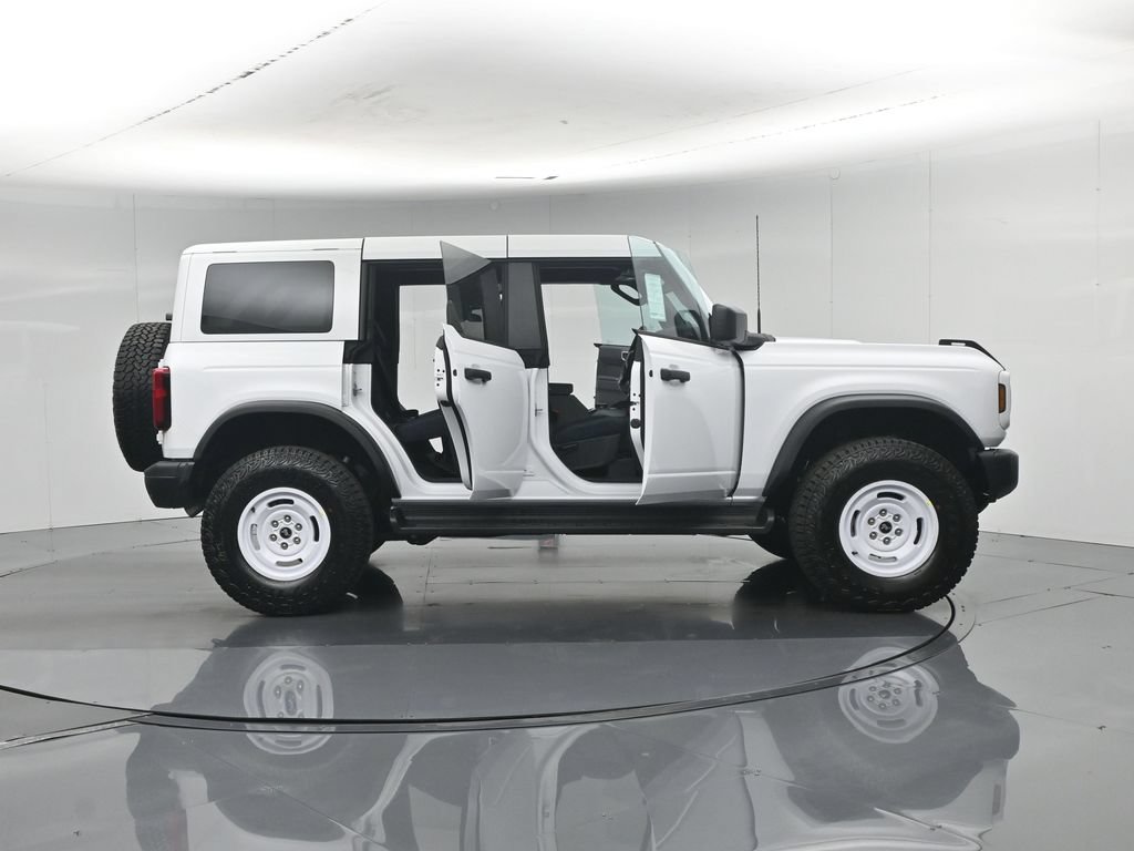 New 2026 Ford Bronco Heritage Edition AWD/4WD image 4
