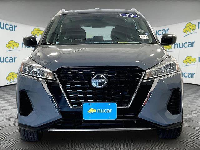 Certified 2024 Nissan Kicks SV FWD image 2