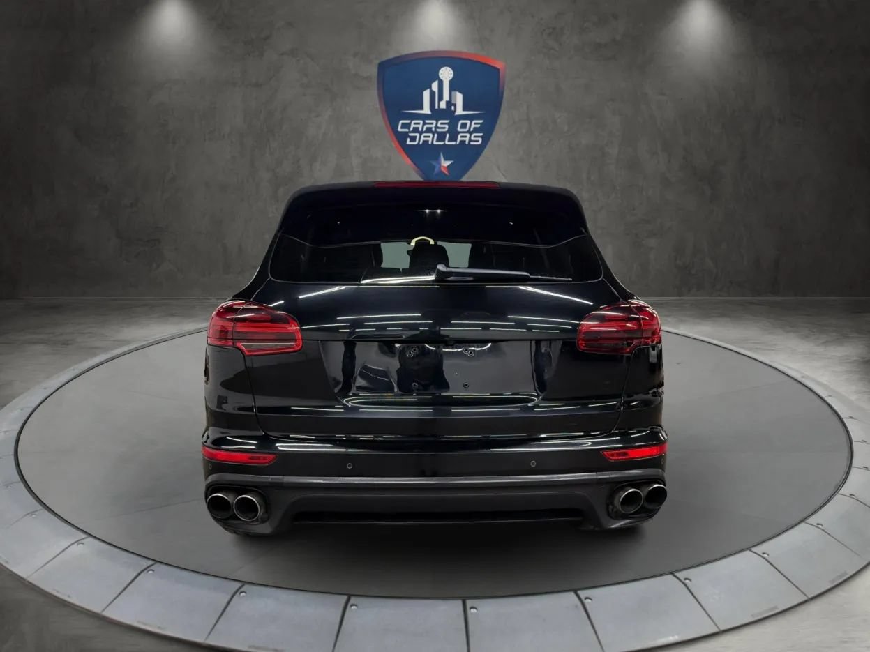 Used 2017 Porsche Cayenne S AWD/4WD image 4