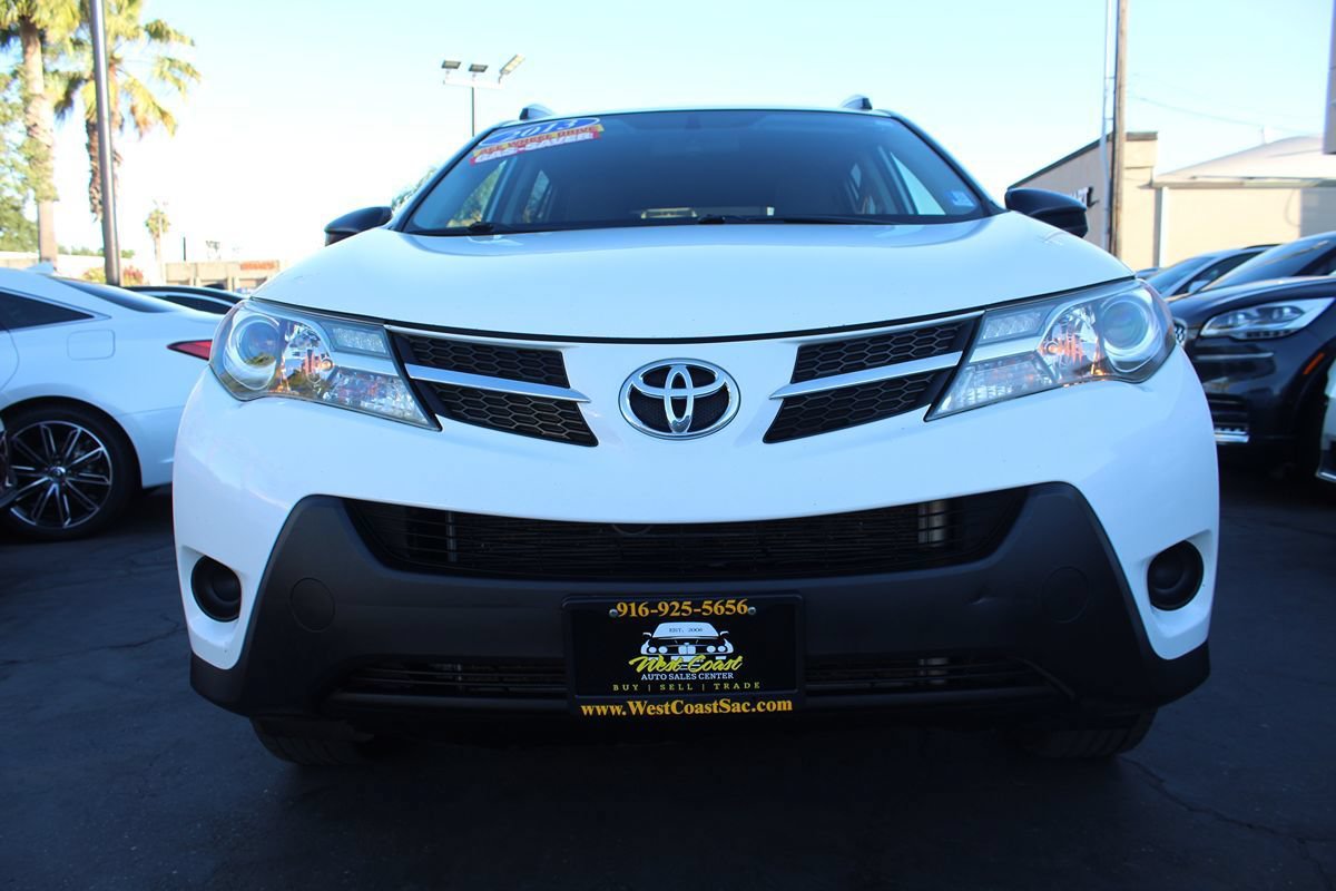 Used 2013 Toyota RAV4 LE AWD/4WD image 9