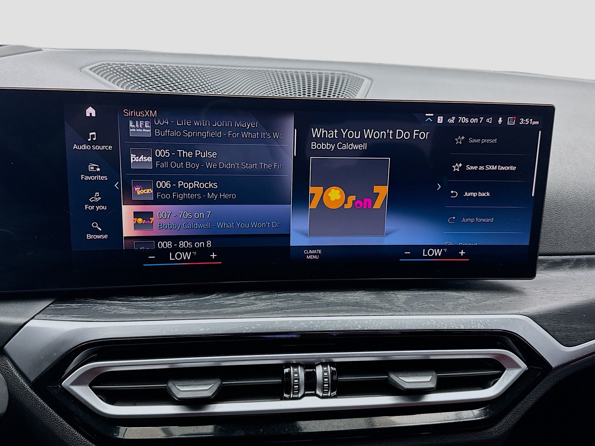 Used 2024 BMW 430i Coupe w/ M Sport Package RWD image 11