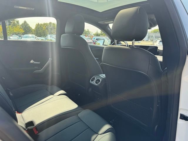 Used 2024 Mercedes-Benz CLA 250 4MATIC image 18