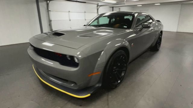 Used 2023 Dodge Challenger R/T Scat Pack RWD image 4