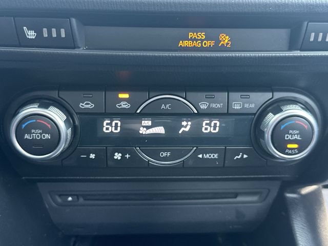 Used 2016 MAZDA MAZDA3 i Grand Touring FWD image 19