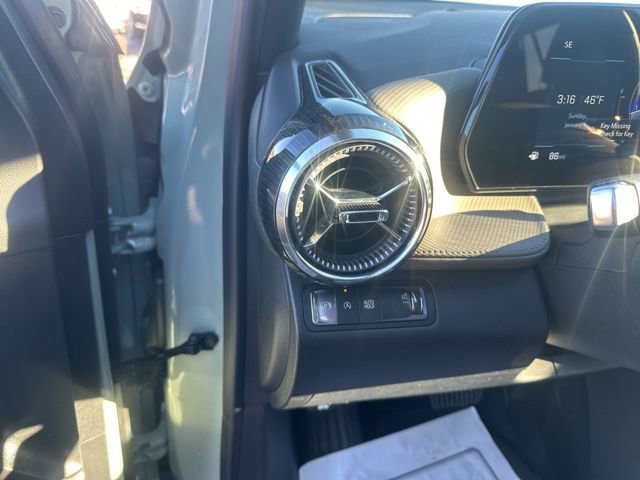 New 2026 Chevrolet Equinox LT w/ Convenience Package II image 18