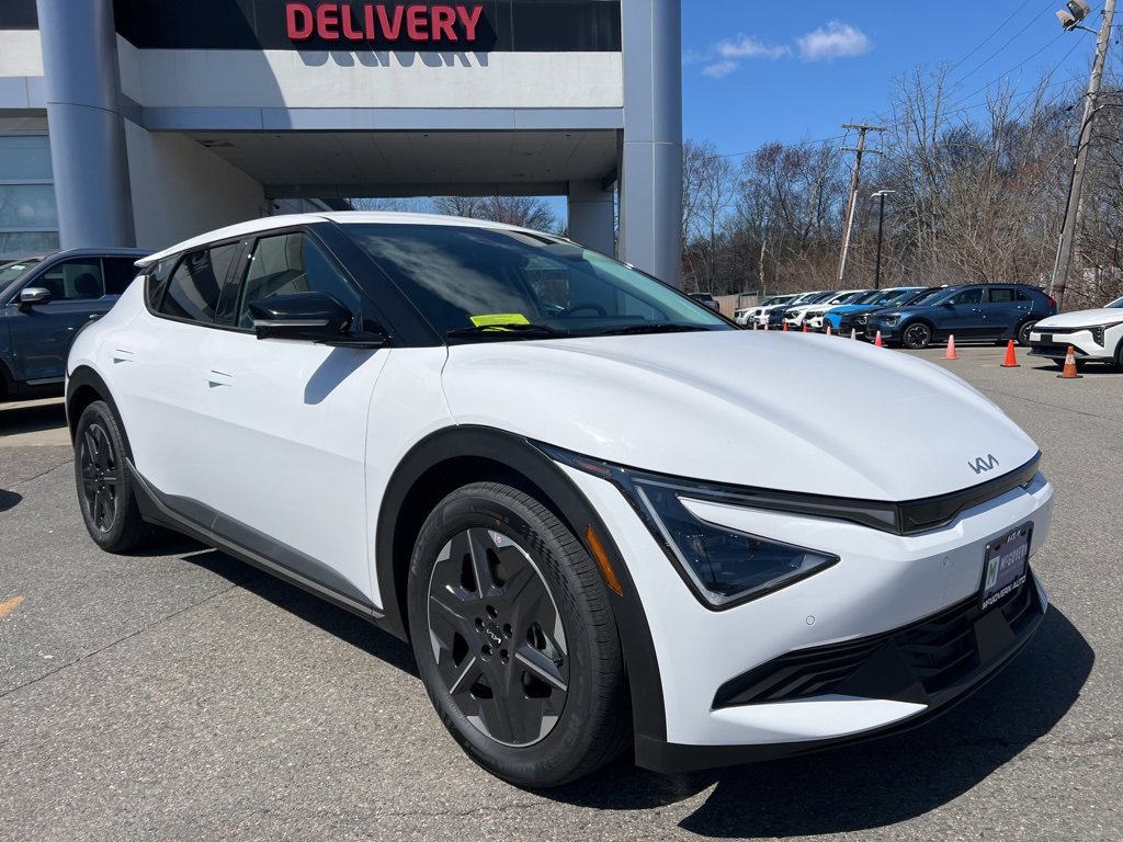 New 2025 Kia EV6 Light image 5