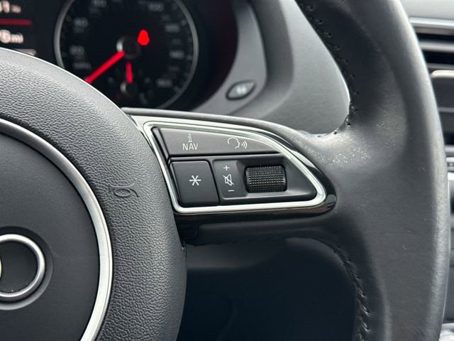 Used 2018 Audi Q3 2.0T Premium Plus w/ Premium Plus Package image 35