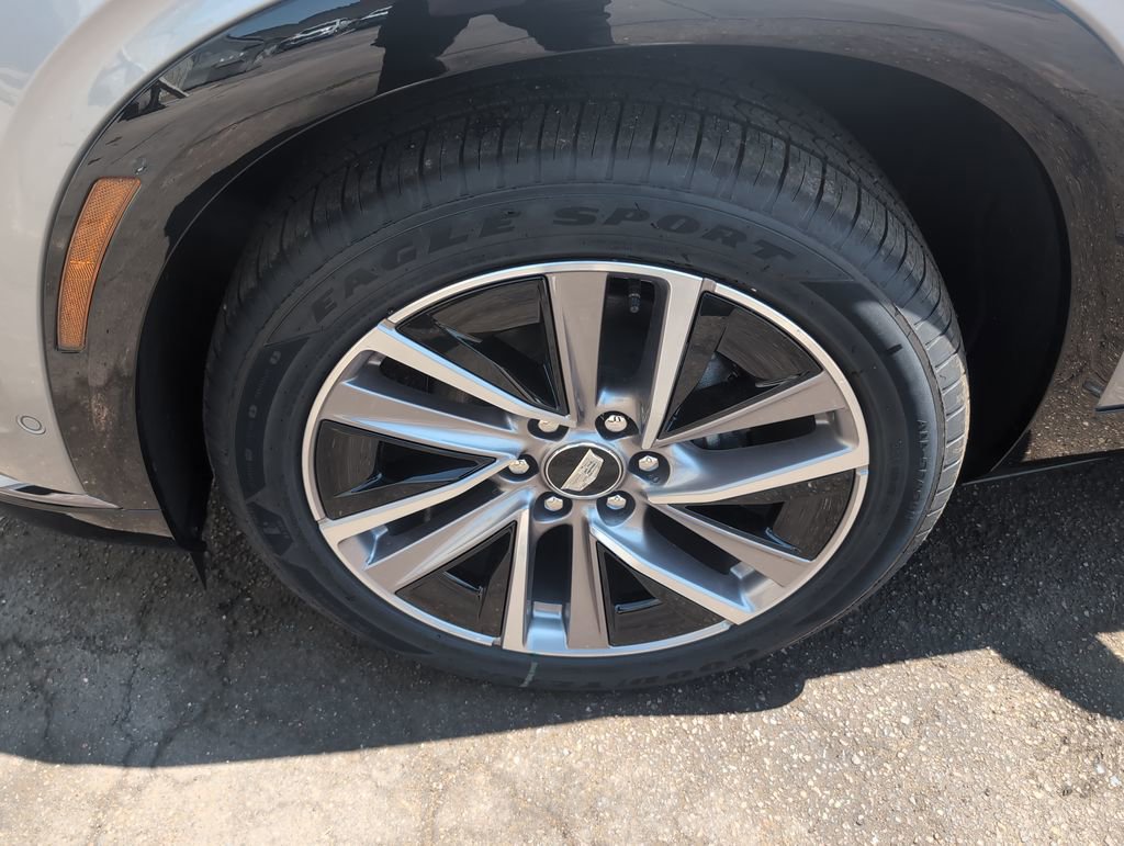 New 2026 Cadillac Vistiq Sport image 21