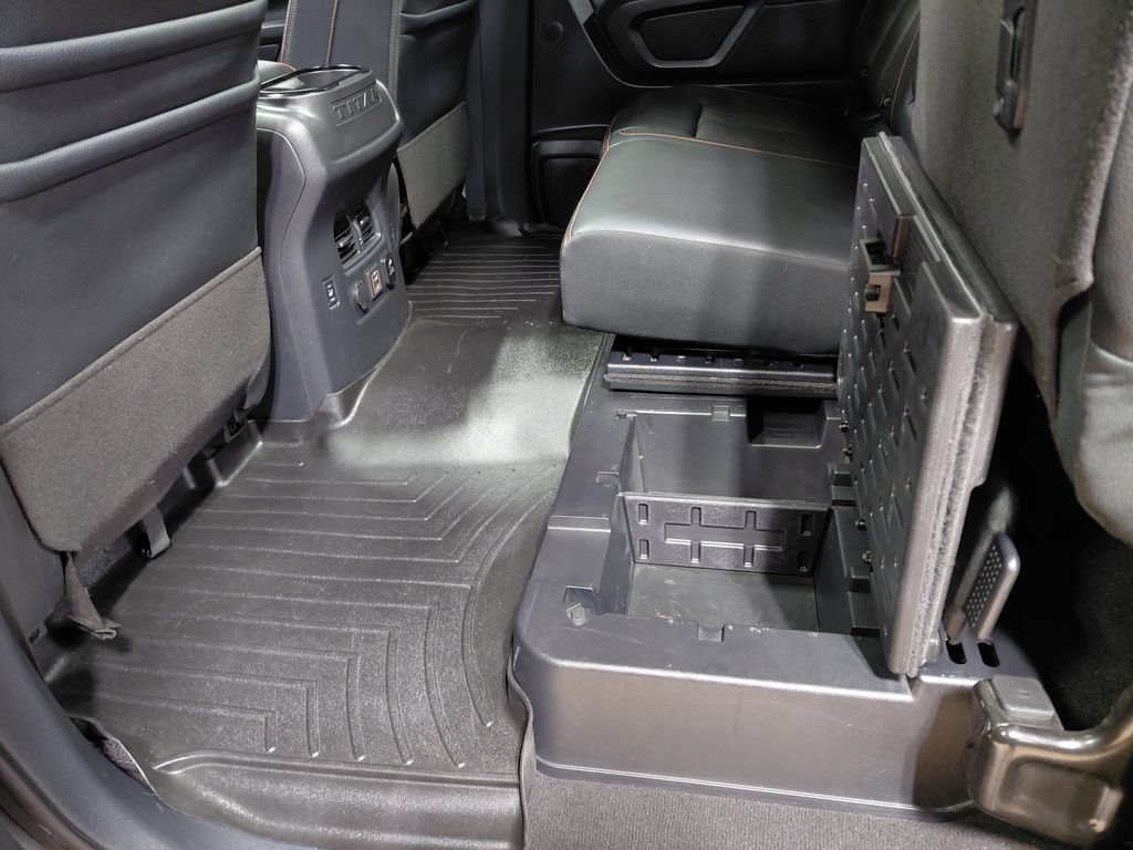 Used 2020 Nissan Titan PRO-4X AWD/4WD image 52