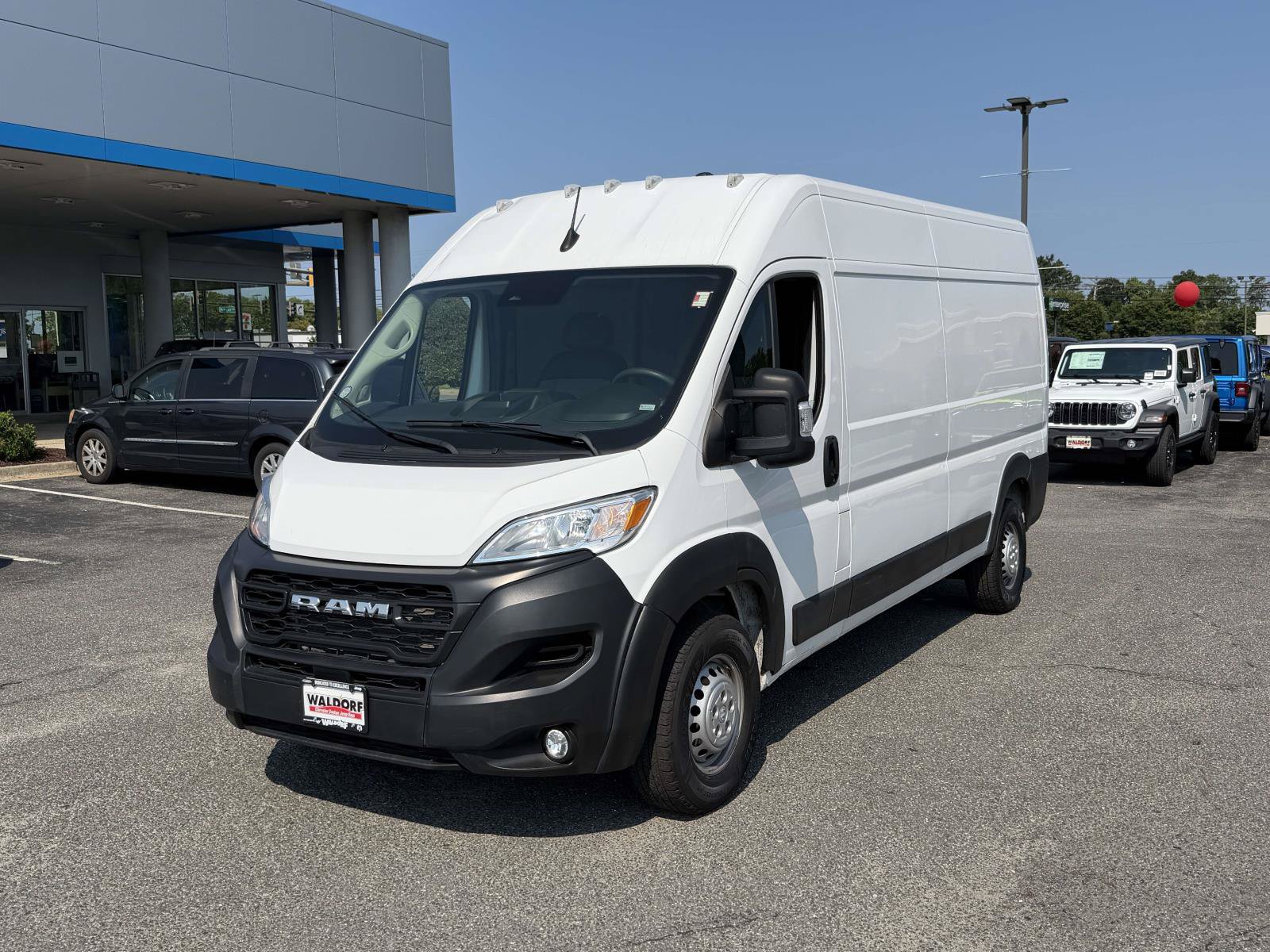 Used 2024 RAM ProMaster 2500 w/ Convenience Group FWD image 6