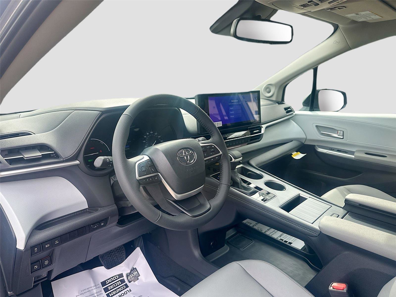 New 2026 Toyota Sienna XLE image 24