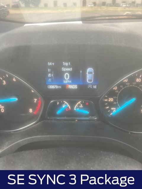 Certified 2018 Ford Escape SE w/ SE Sync 3 Package AWD/4WD image 5