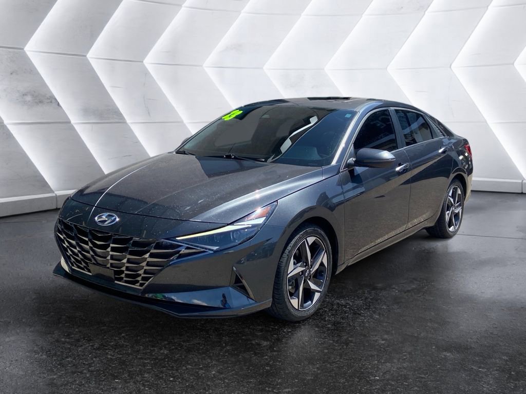 Used 2023 Hyundai Elantra Limited FWD image 3