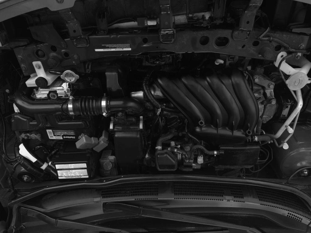 Used 2015 Nissan Versa SV FWD image 21