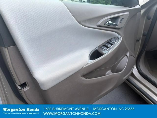 Used 2025 Chevrolet Malibu LT FWD image 11