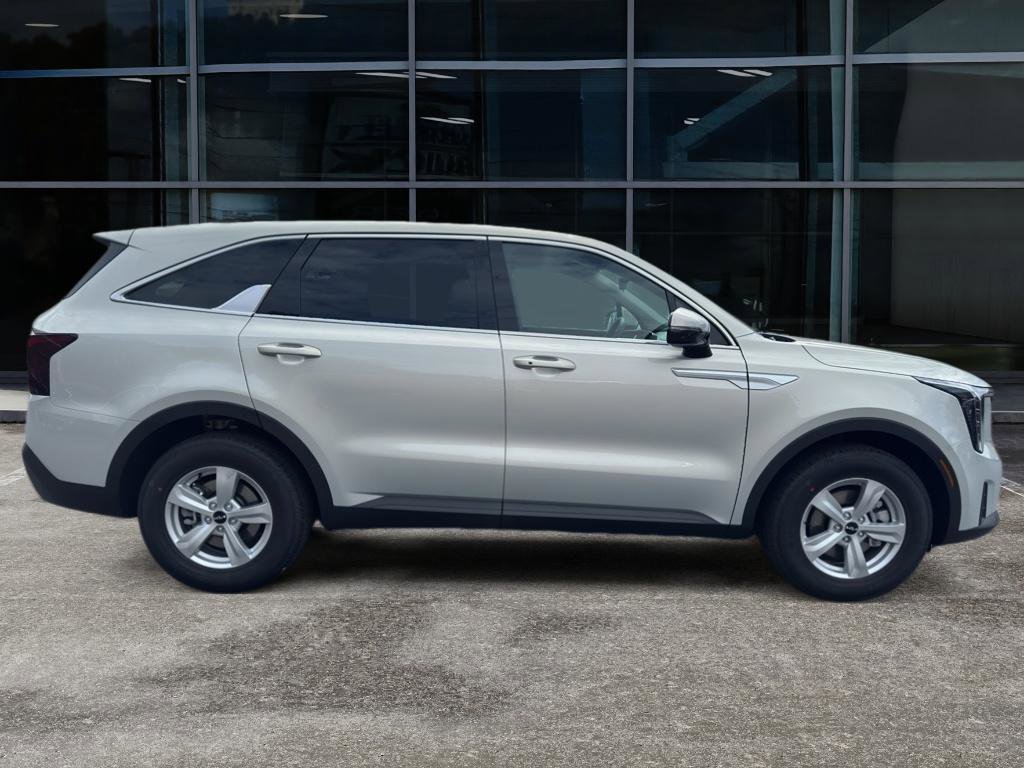 New 2026 Kia Sorento LX image 4