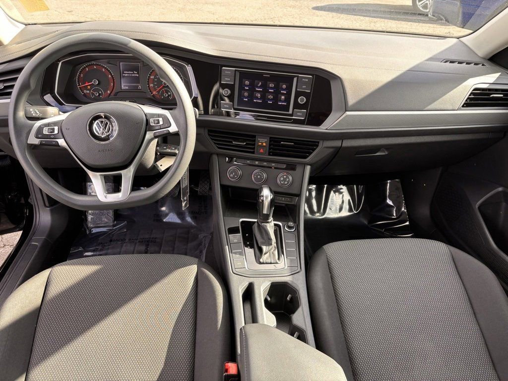 Used 2021 Volkswagen Jetta S w/ Driver Assistance Package image 8