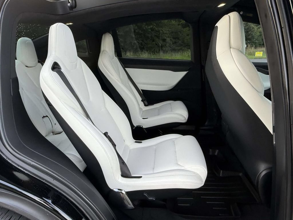 Used 2019 Tesla Model X Performance AWD/4WD image 14