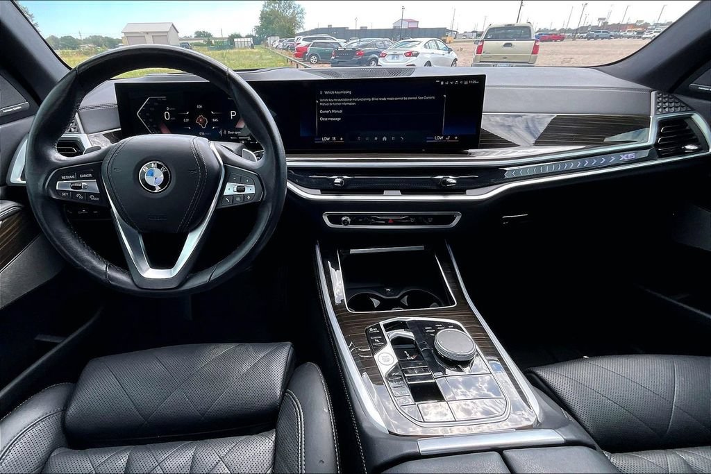 Used 2024 BMW X5 xDrive40i w/ Premium Package AWD/4WD image 13
