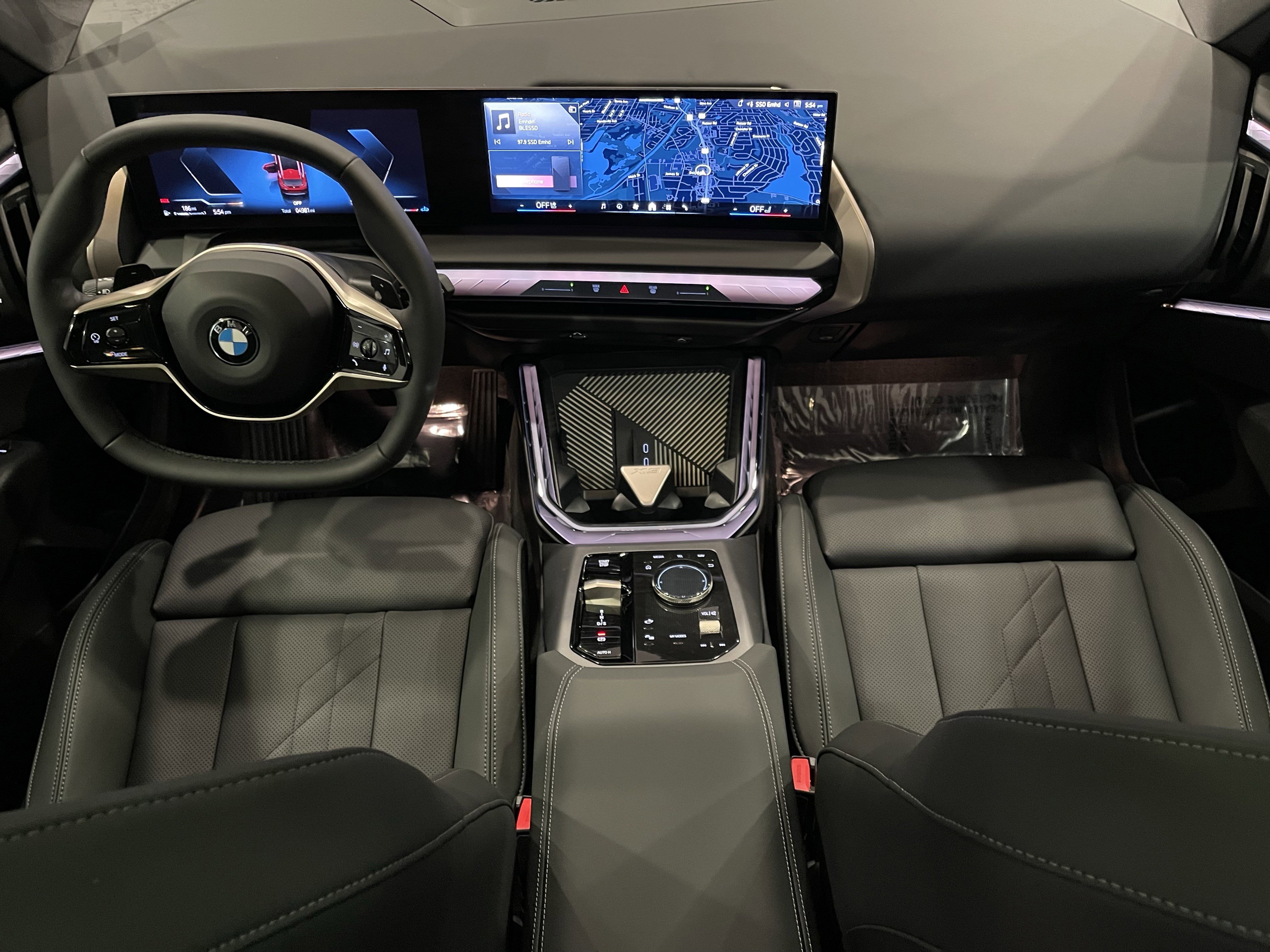 Used 2025 BMW X3 xDrive30i w/ Convenience Package image 16