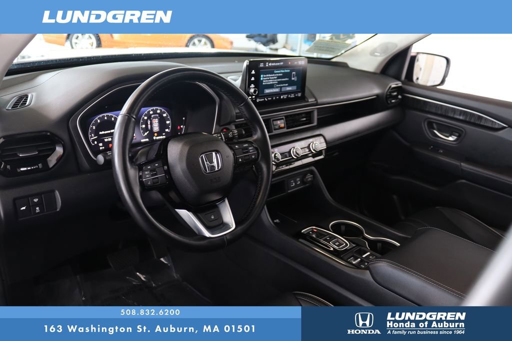 Used 2025 Honda Pilot Elite image 8